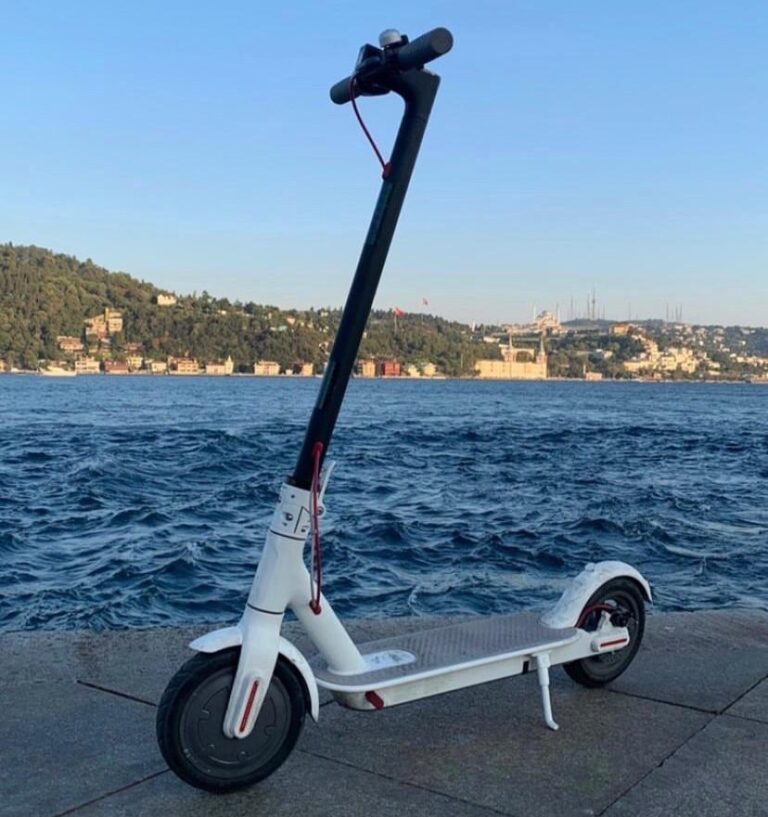 Elektrikli Scooter Kullanımı - Gezginkafalar